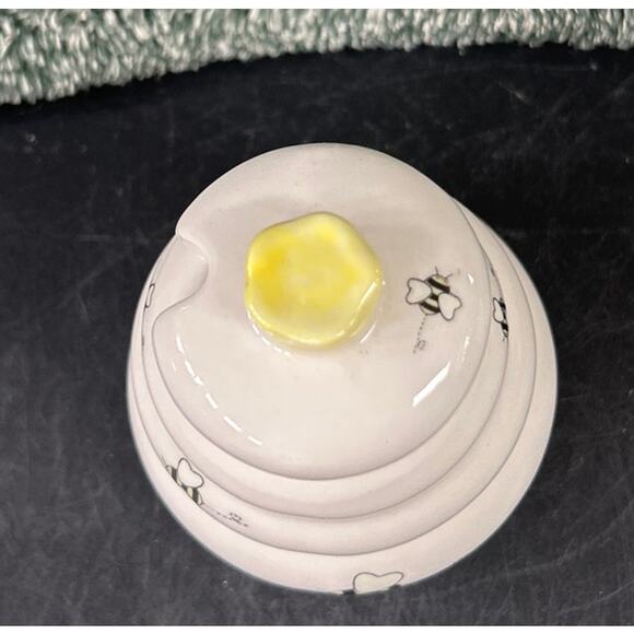 Vintage Miniature Honey Bee Honeybee Honey Pot Beehive Buttercup - Picture 6 of 11